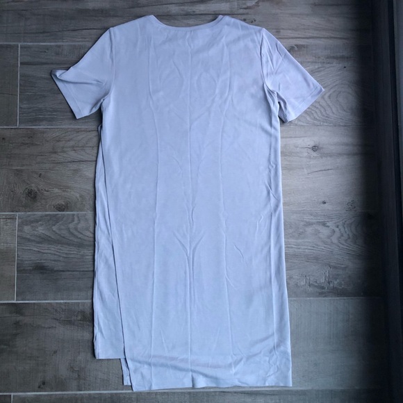 Club Monaco T-shirt dress with double layer design - Picture 5 of 6